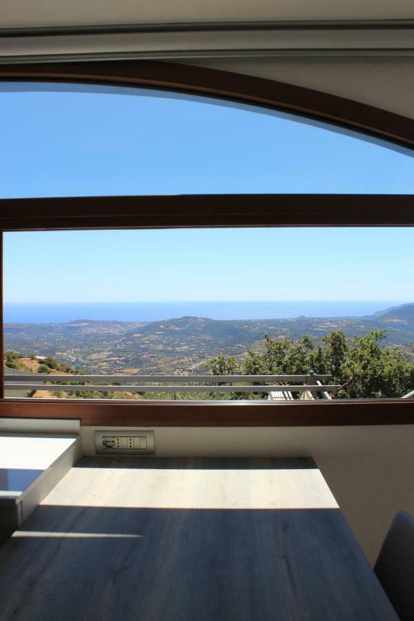 Vista Mare Apartment Lanusei Bagian luar foto