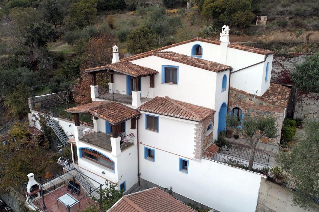 Vista Mare Apartment Lanusei Bagian luar foto